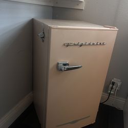 Mini fridge