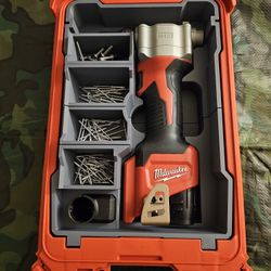 (INSERTS ONLY) M12 Rivet Tool Packout Inserts 