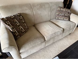 Cozy 3-Seater Sofa – Clean & Comfortable Flexsteel Couch