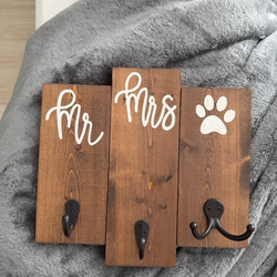 Etsy key and leash holder