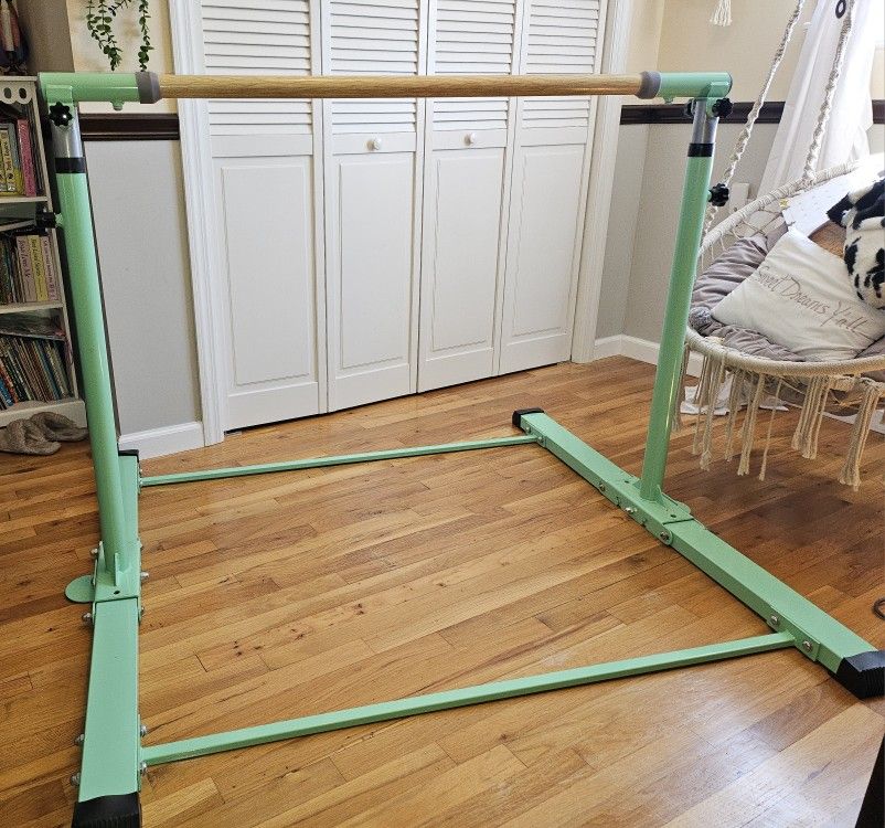 Gymnastic Bar & Bonus 6' Foldable Balance Beam