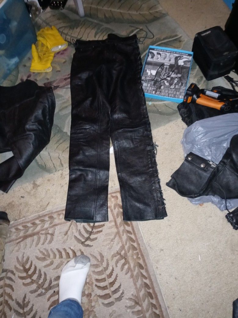 Frontier Leathers Pants size 32 Mens or womens