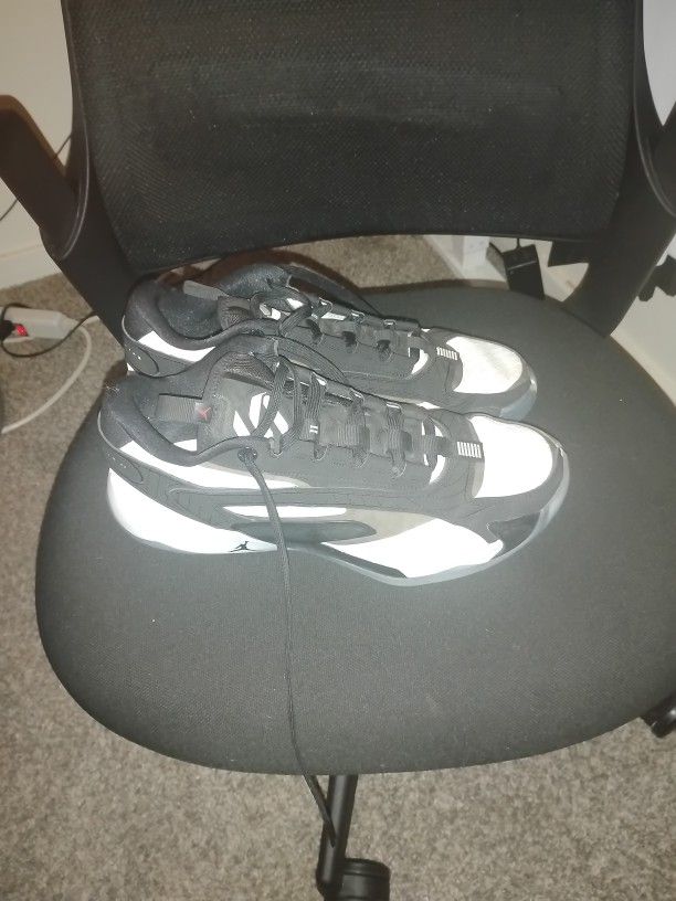 Size 11 Luka 2 Air Jordans