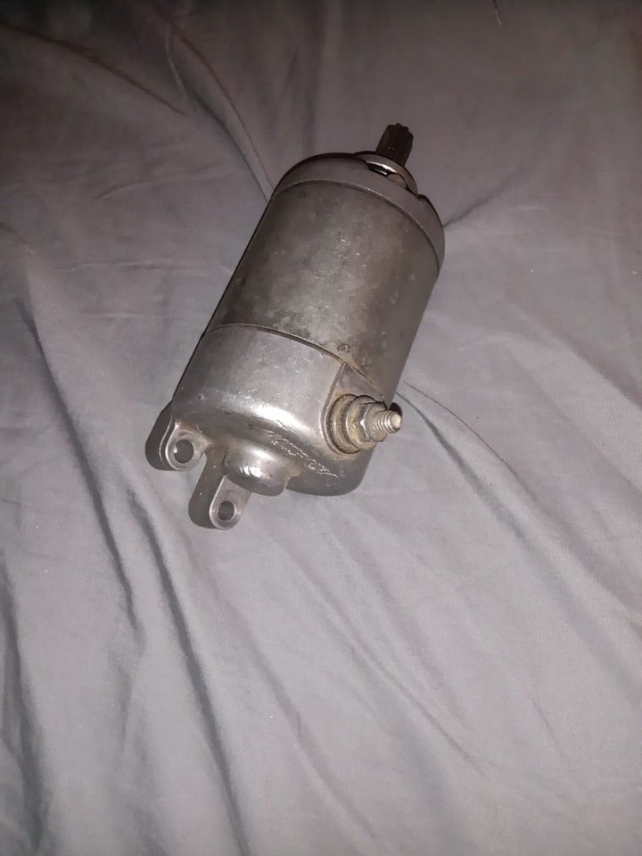 Yamaha R6 2008 Starter