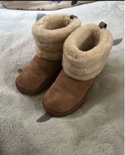 Kids Uggs boots
