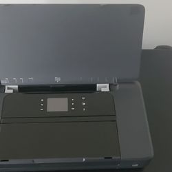 For sale: HP OfficeJet 200 Mobile Printer