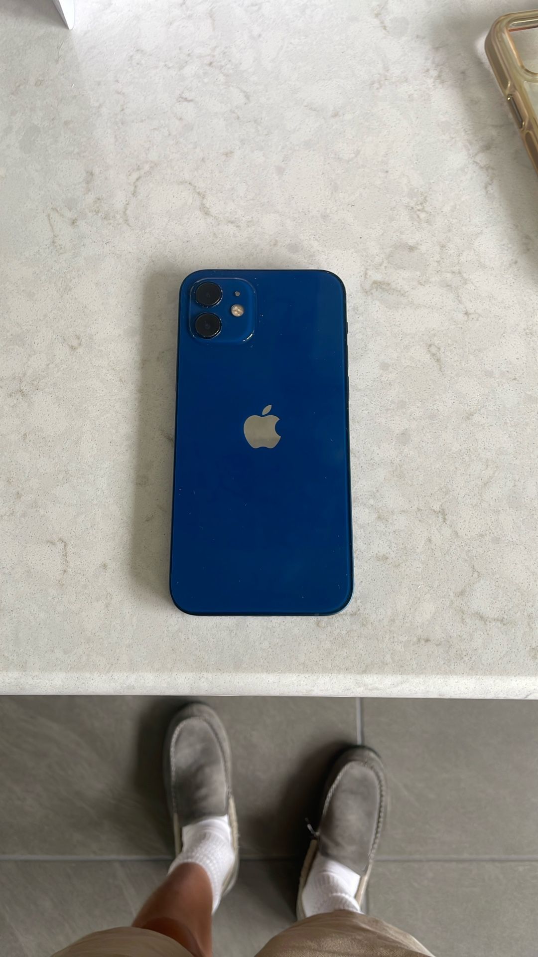 New iPhone 12 w/ Screen Protector