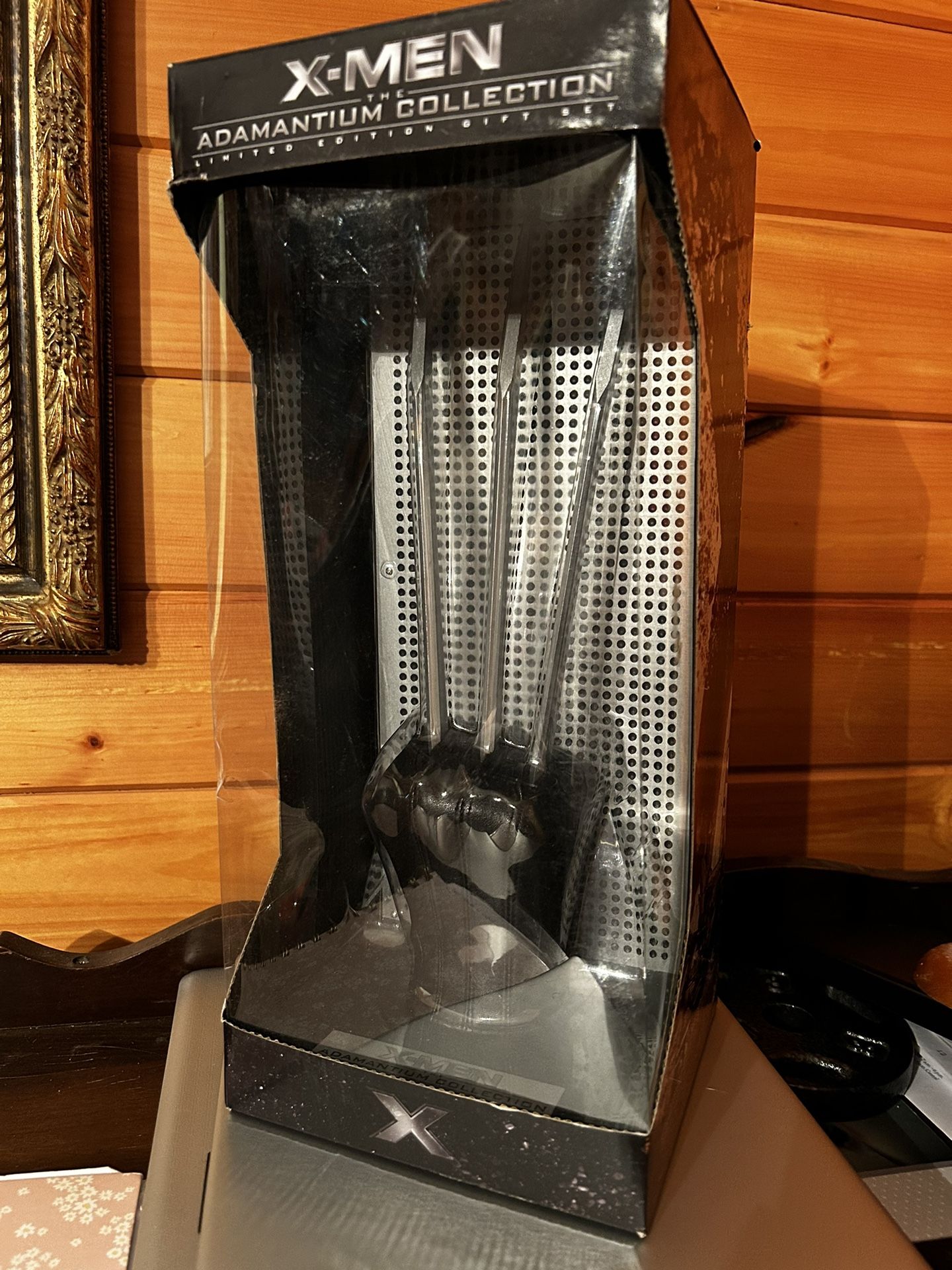 RARE X-MEN The Adamantium Collection Limited Edition Wolverine Claws *NO DISCS*