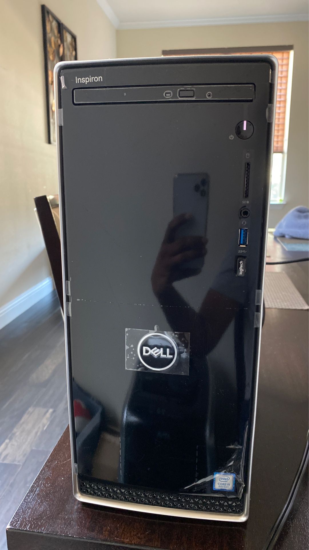 Dell Inspiron Desktop Computer with Wireless Keyboard and mouse