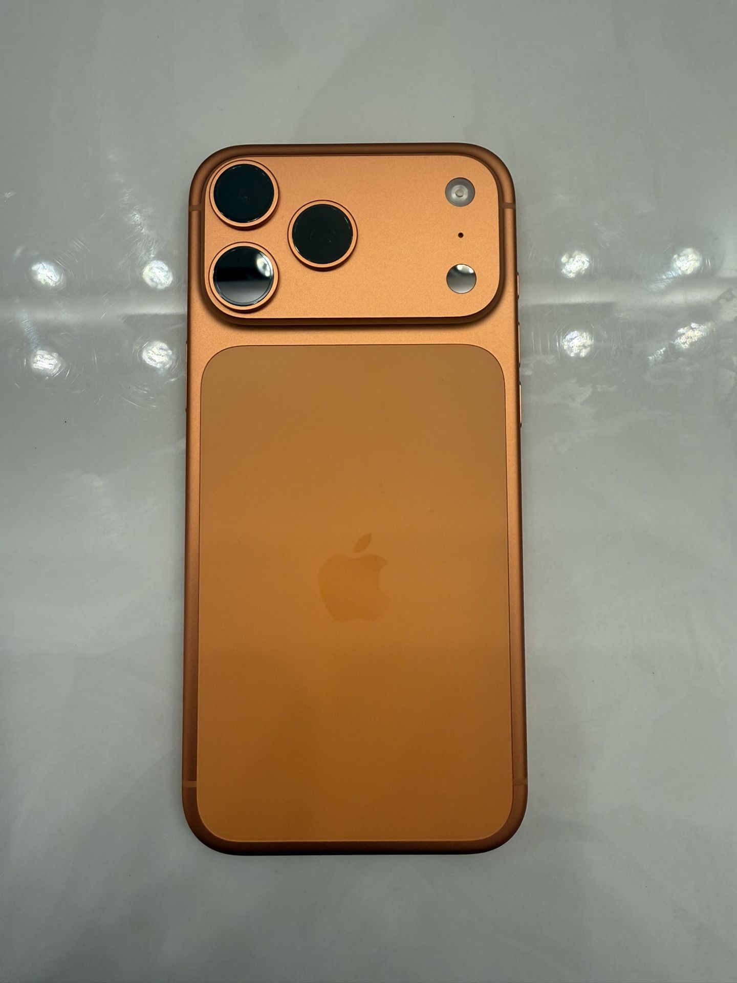 iPhone 17 Pro Max - Unlocked