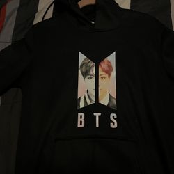 BTS Jungkook Black Hoodie (M) – Love Yourself Design