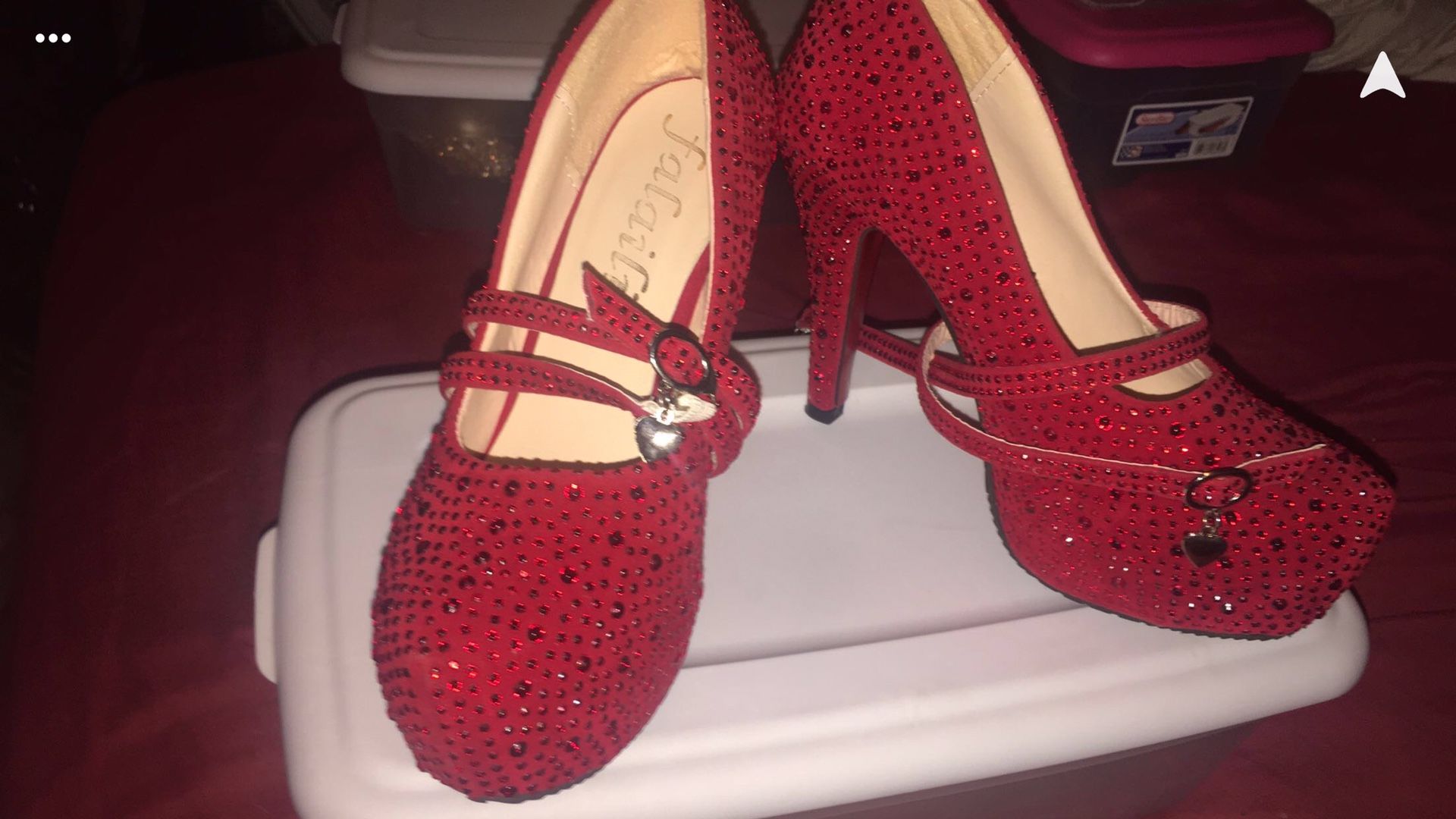 Beautiful red diamond heels size6