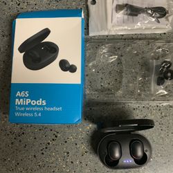 Ear Pods