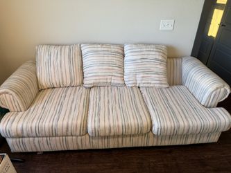 Cozy Pastel Striped 3-seater Sofa