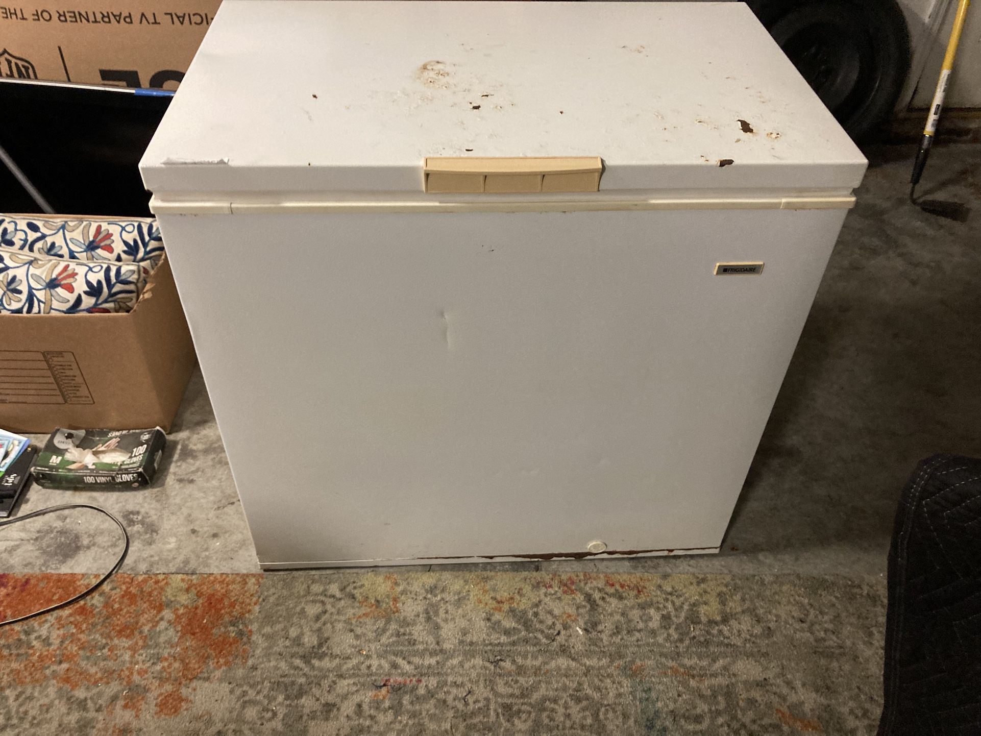 Deep freezer