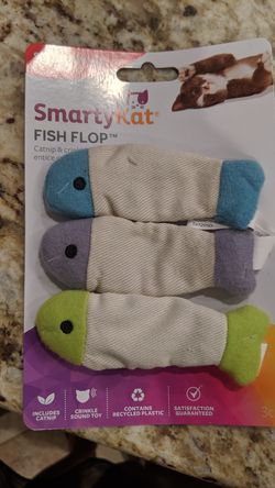 Smarty Kat fish flop cat toy (I have 2 brand new pkgs)