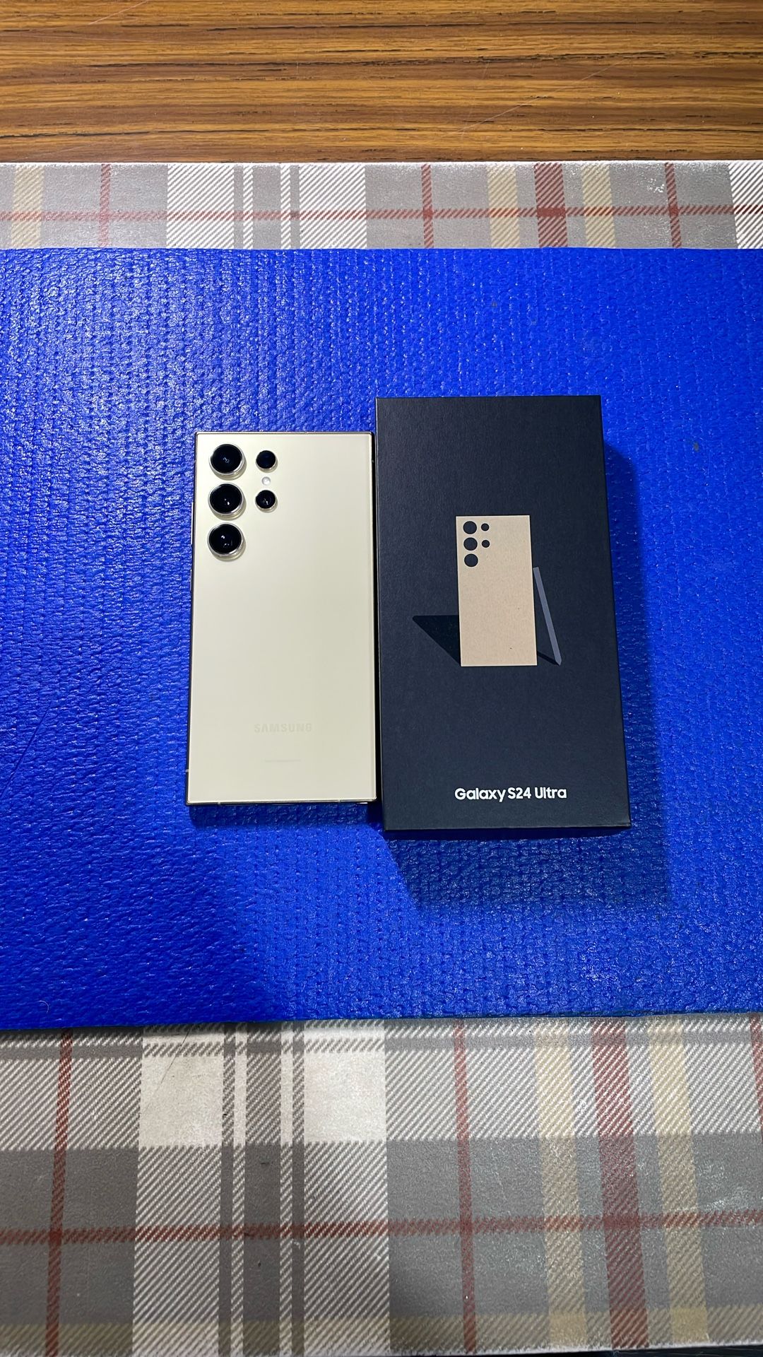 Samsung S24ultra 512gb Yellow Unlocked