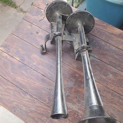 Towne & Country Horn