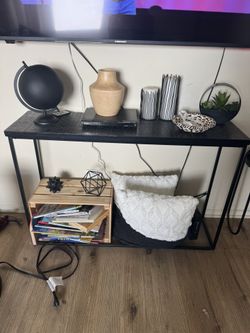 Thin Side Table Black