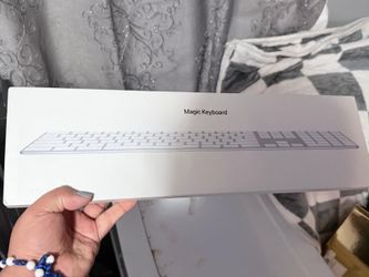 Apple magic keyboard with numeric keypad