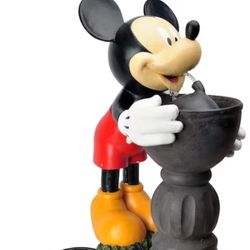 Mickey Statue