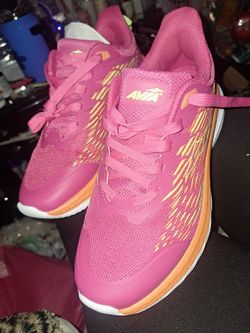 Avia size 9 women Brand New