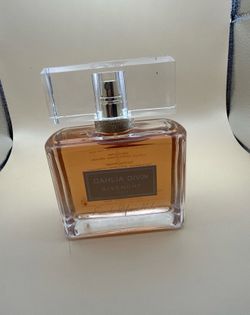 Givenchy Dahlia Divin. Nude.EDP. spray 2.5 oz / 75ml . Unboxed. DISCONTINUED