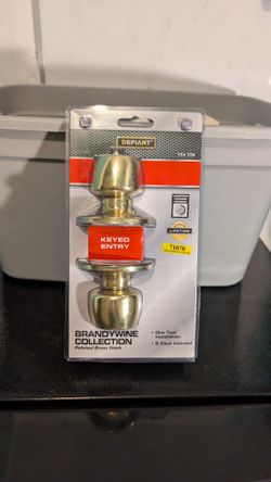 Defiant Key Entry Door Nob