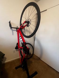 Trek Domane AL 4 Disc 56cm Road Bike + Shimano 105 Pedals / Zwift Trainer Available