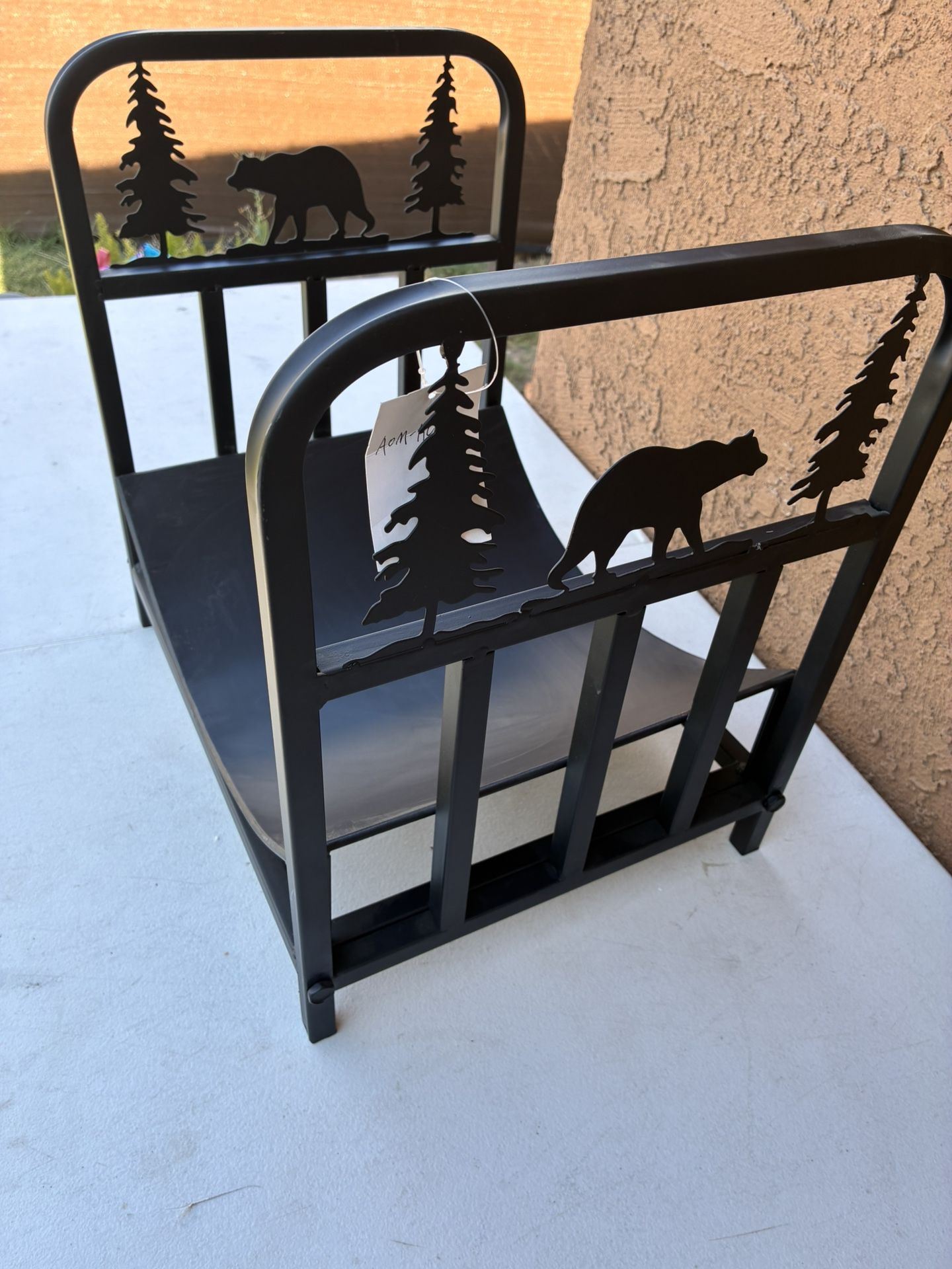 Super Cute Metal Wood Holder