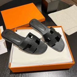 Hermès Oran Sandals in Black Epsom Leather