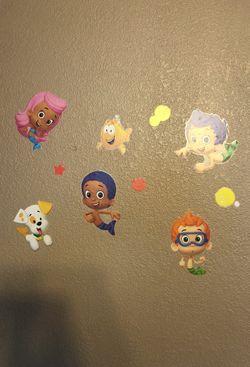 Bubble guppies wall decals