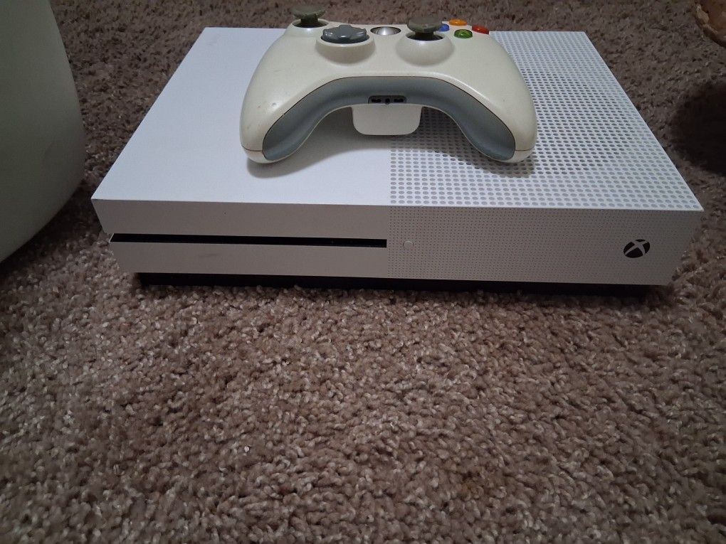 Xbox One S