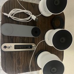 3 Google outdoor cams and 1 Google doorbell