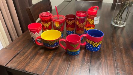 Wonder Woman Cups and Mugs