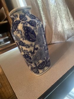  Vase