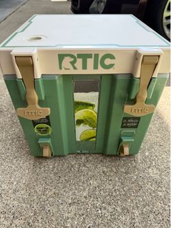 RTIC drink cooler