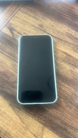 iPhone 11 64 go
