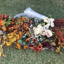 BEAUTIFUL - Silk flowers - LARGE Lot