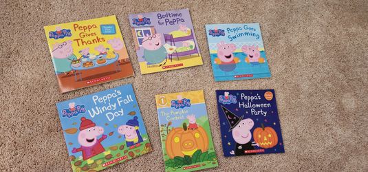 Peppa Pig paperback book lof of 6 scholastic