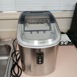 Euhomy Ice Maker Countertop Machine 