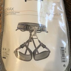 Pretzel Corax Harness Size L-XL  Brand New 