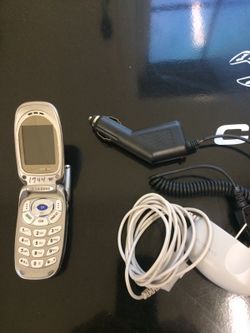 Samsung SCH-A670 flip phone