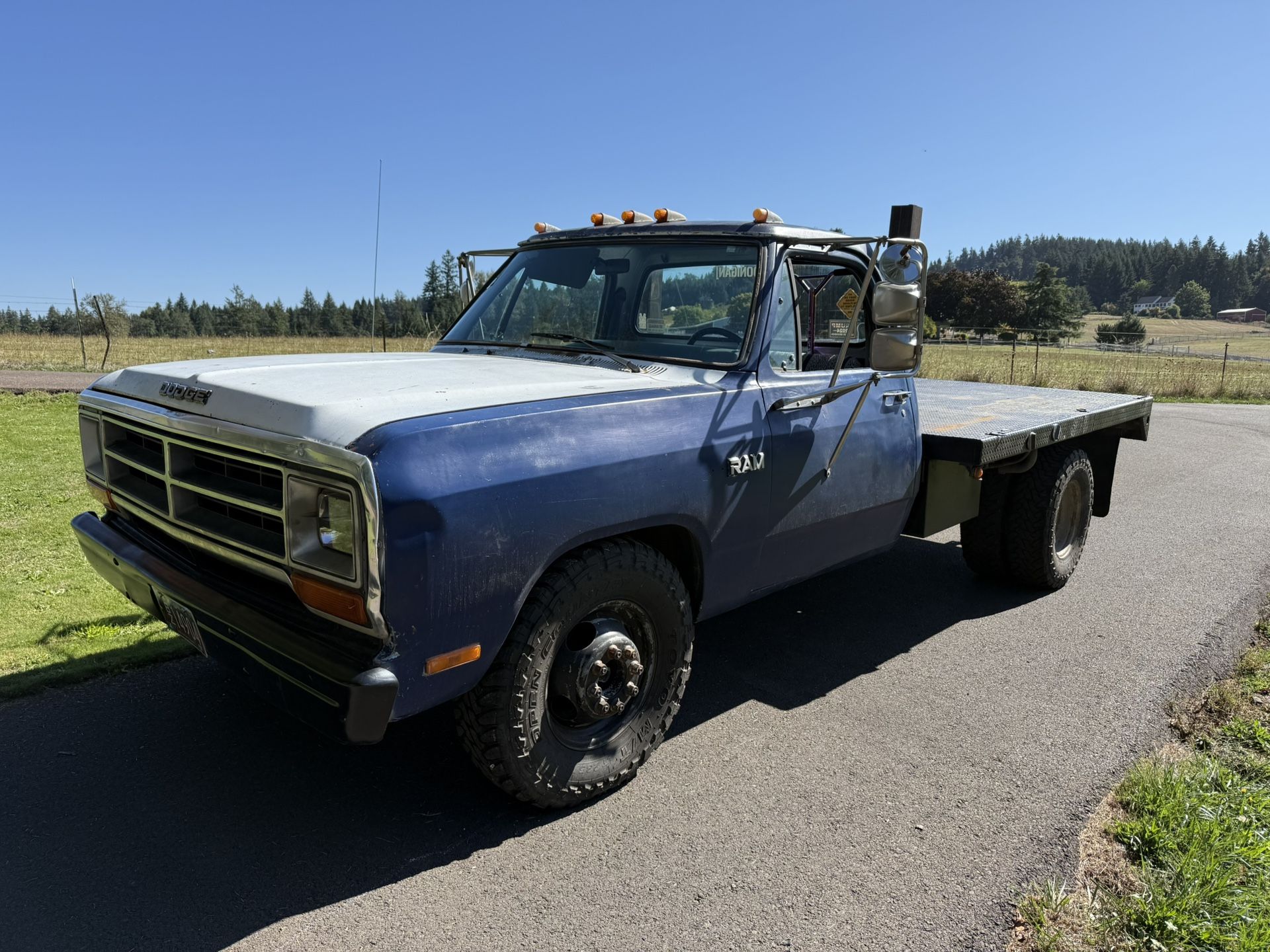 1989 Dodge D350 Gas V8 4 Speed