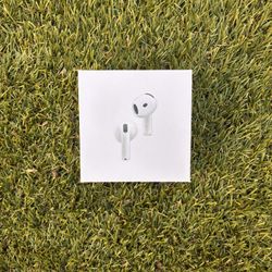 AirPods 4th Generation - Excellent Condition 