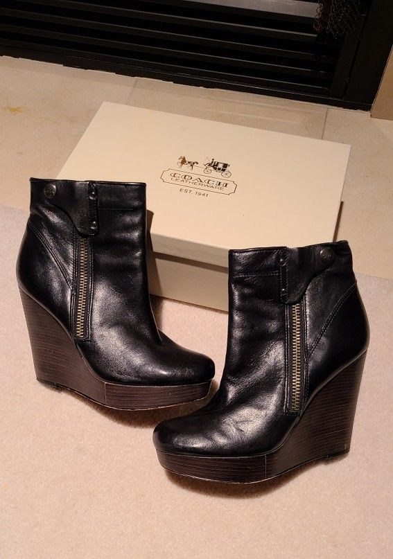 Like New COACH Leather Boots Size 7.5