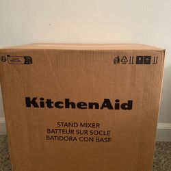 New Kitchen Aid 4.5qt Classic Mixer