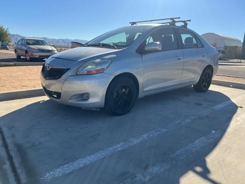 2011 Toyota Yaris