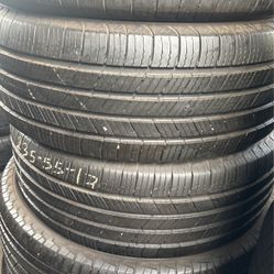 Set Of Tires (4) 235-55-17 Michelin