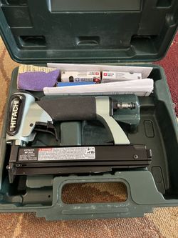 Hitachi Nail Gun